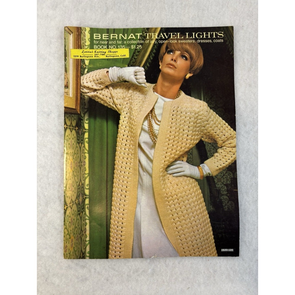 Vintage 1966 Bernat Travel Lights No 135 Knitting Sweaters‎ Patterns Book Retro